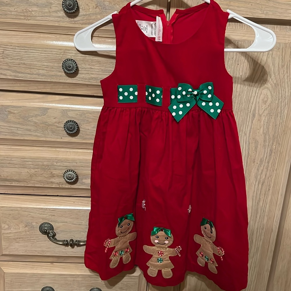 Bonnie Jean girls size 6 red Christmas dress. Excellent condition!